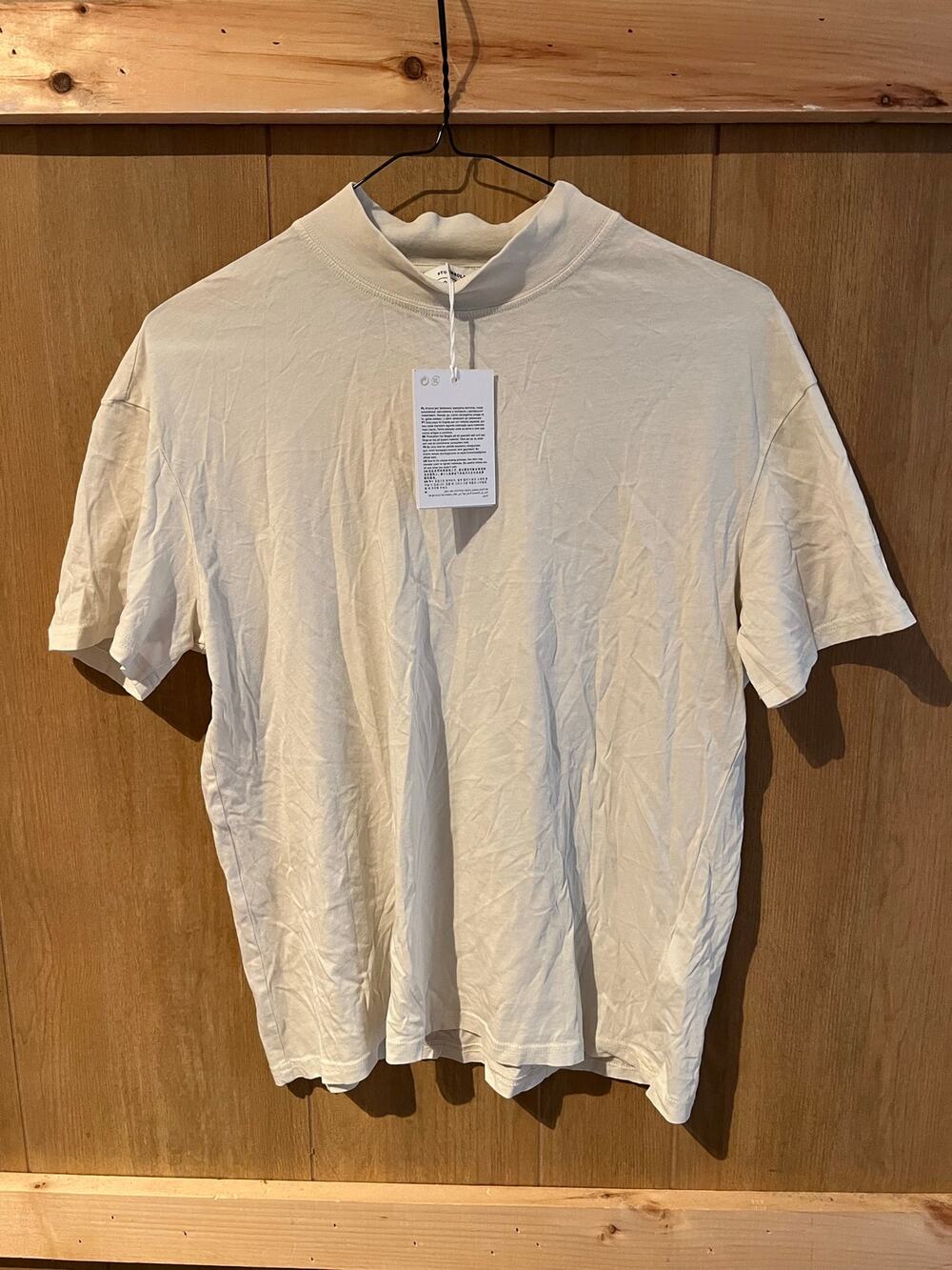 & Other Stories - Mock neck short sleeve shirt / size 4 / Off white/NWT